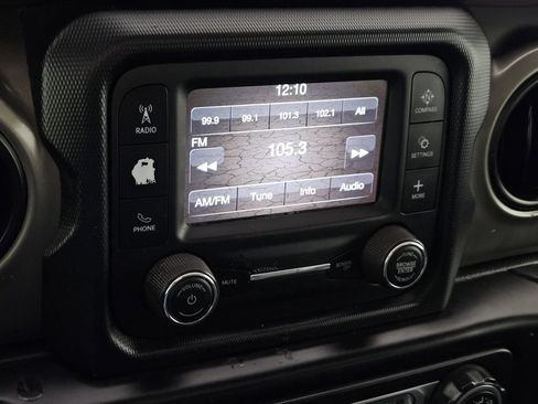Used 2019 Jeep Wrangler Unlimited Sport S AWD/4WD image 13