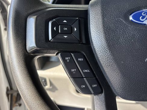 Used 2019 Ford F250 XL w/ Power Equipment Group AWD/4WD image 16