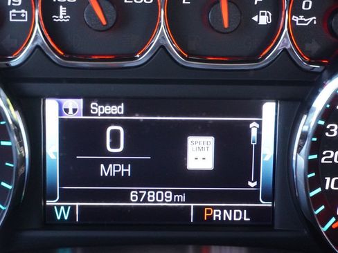 Used 2018 GMC Sierra 1500 SLT w/ Texas SLT Premium Package AWD/4WD image 31