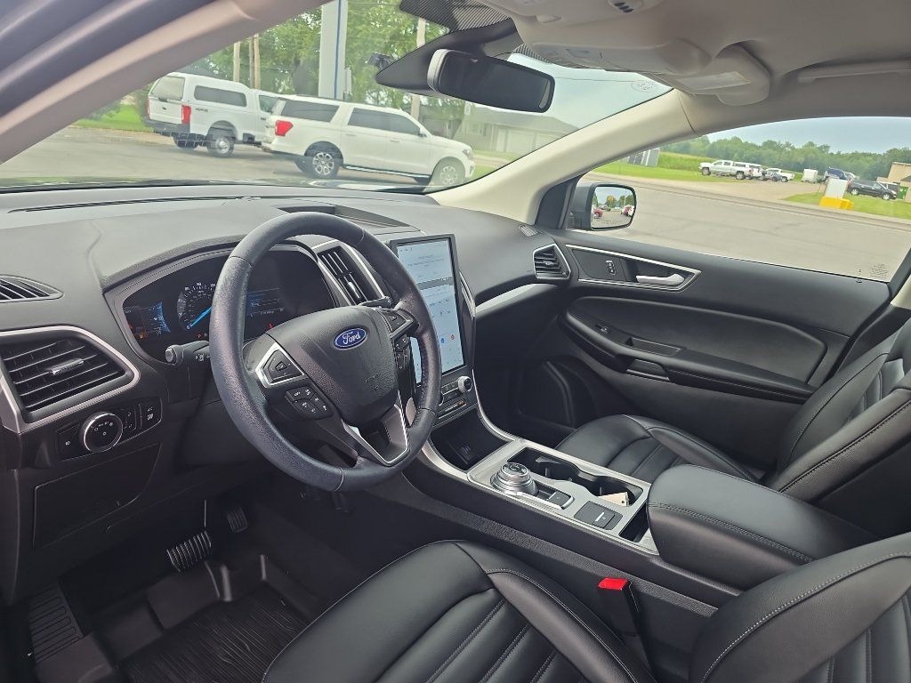 Used 2024 Ford Edge SEL w/ Convenience Package AWD/4WD image 18