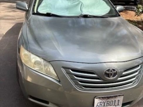 Used 2008 Toyota Camry LE FWD image 1