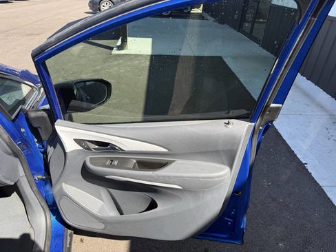 Used 2020 Chevrolet Bolt LT image 16