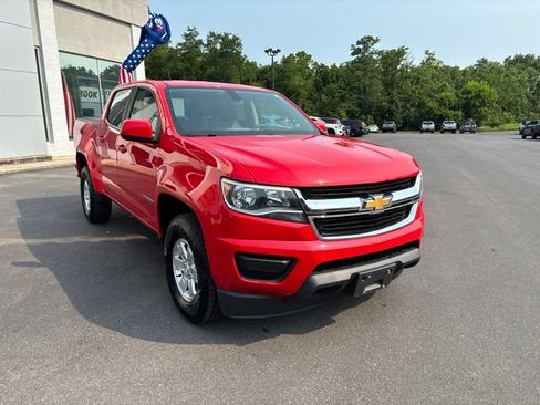 Used 2020 Chevrolet Colorado W/T w/ WT Convenience Package AWD/4WD image 6