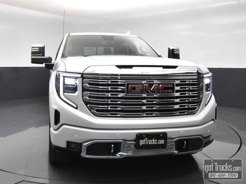 Used 2024 GMC Sierra 1500 Denali w/ Denali Reserve Package AWD/4WD image 51