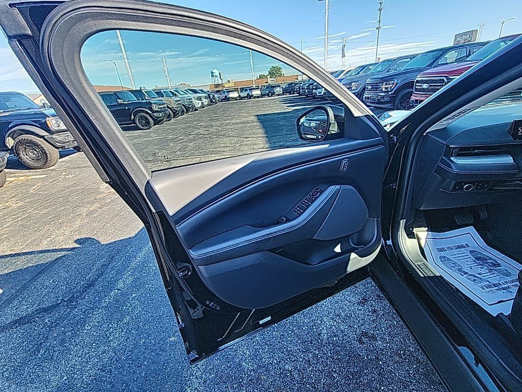 Used 2023 Ford Mustang Mach-E Select AWD/4WD image 26