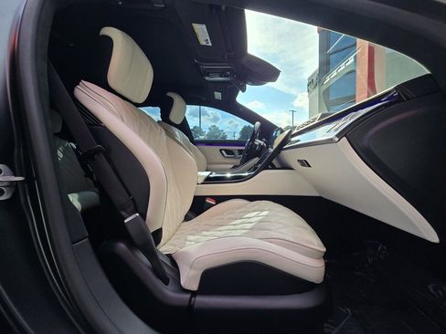 Used 2022 Mercedes-Benz S 580 S 580 w/ AMG Line Package image 22
