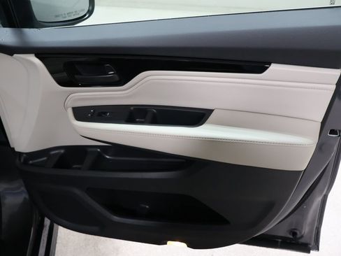 New 2026 Honda Odyssey Touring image 20