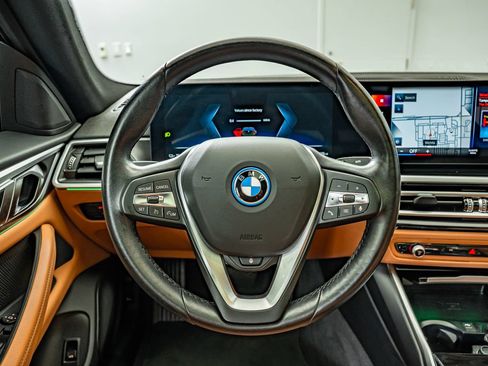 Used 2023 BMW i4 eDrive35 w/ Premium Package RWD image 23