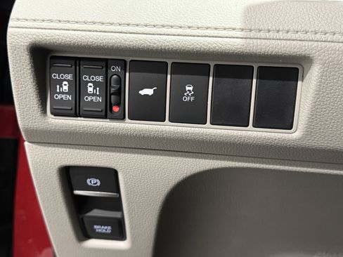 New 2026 Honda Odyssey EX-L image 28