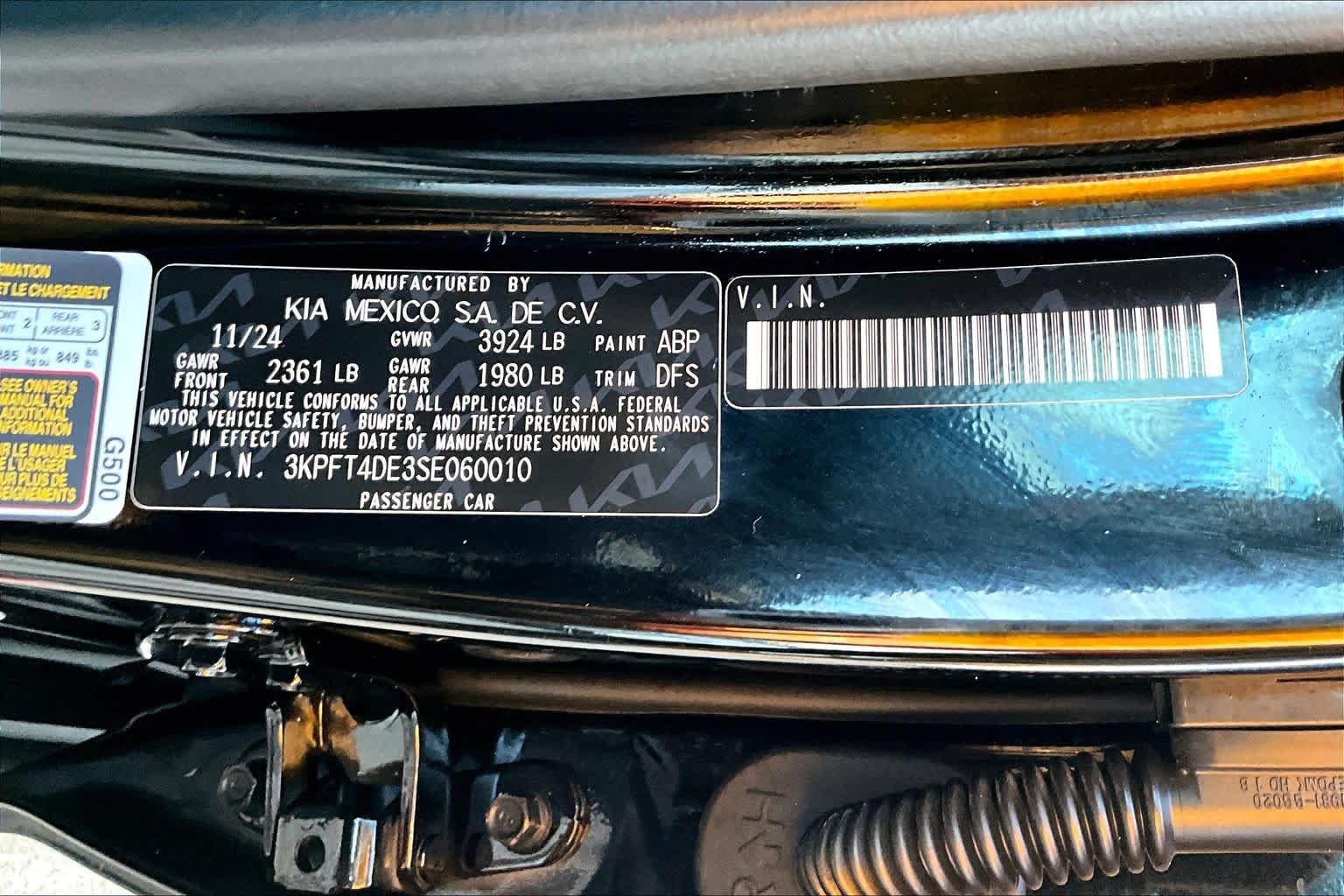 Used 2025 Kia K4 FWD image 32