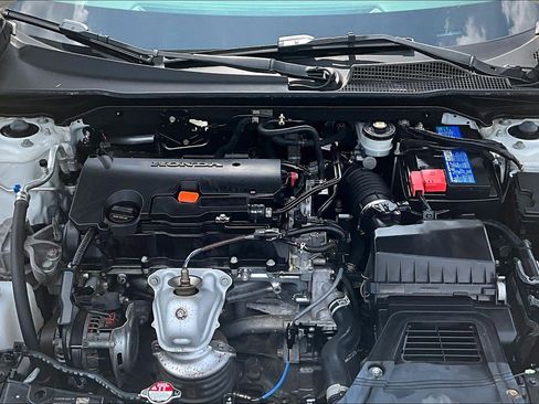 Used 2023 Honda Civic Sport image 9