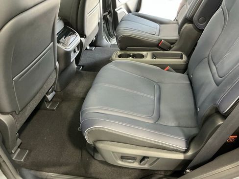 Used 2026 INFINITI QX80 4WD w/ Sport Exterior Package image 26