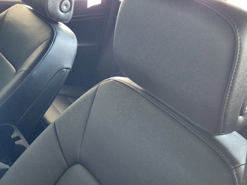 Used 2023 Chevrolet Colorado LT w/ LT Convenience Package III image 15