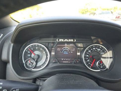 Used 2022 RAM 1500 Big Horn AWD/4WD image 16