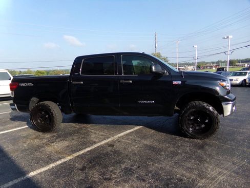 Used 2012 Toyota Tundra 4x4 CrewMax w/ TRD Off-Road Pkg image 5