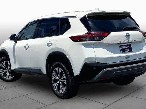 Used 2021 Nissan Rogue SV FWD image 11