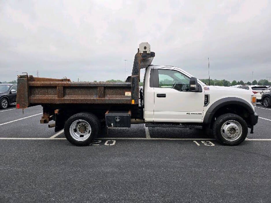 Used 2022 Ford F550 4x4 Regular Cab Super Duty image 11