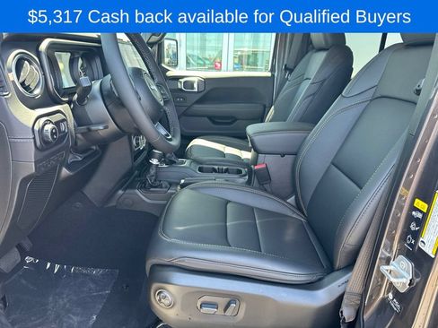 New 2026 Jeep Gladiator Sport AWD/4WD image 14
