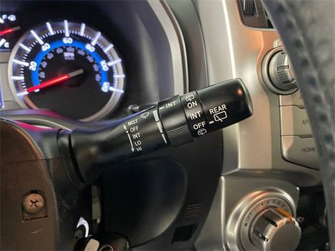 Used 2019 Toyota 4Runner SR5 Premium image 15