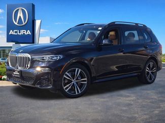 Used 2022 BMW X7 xDrive40i w/ M Sport Package video 2