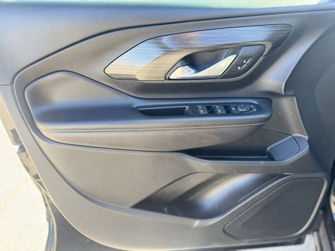 Used 2018 GMC Terrain SLT image 9