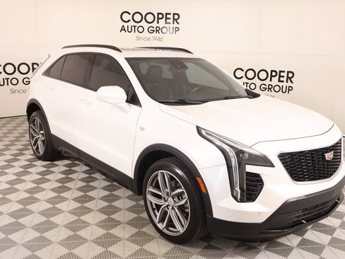 Used 2019 Cadillac XT4 Sport FWD image 1