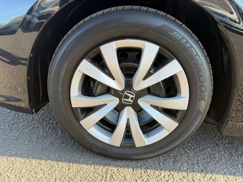 Used 2025 Honda Civic LX image 11