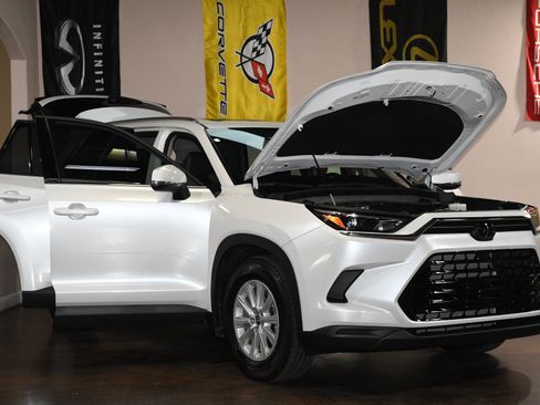 Used 2024 Toyota Grand Highlander FWD image 89