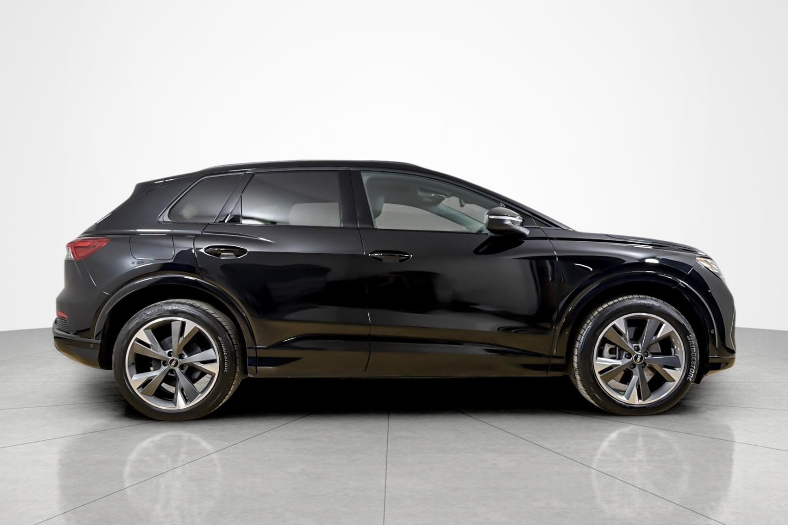 Certified 2023 Audi Q4 e-tron Prestige w/ Black Optic Package AWD/4WD image 6