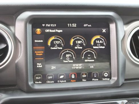 Used 2021 Jeep Wrangler Unlimited Rubicon 4xe image 22