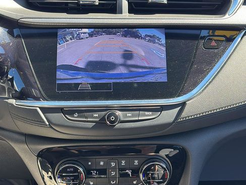 Used 2022 Buick Encore GX Select w/ Experience Buick Package image 32