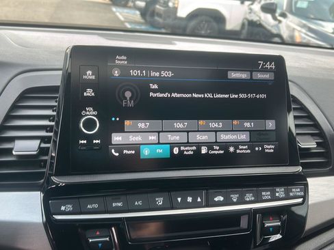 Used 2025 Honda Odyssey Sport-L image 27