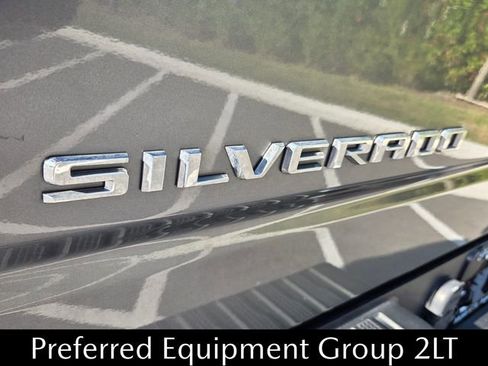 Used 2021 Chevrolet Silverado 1500 LT Trail Boss AWD/4WD image 10
