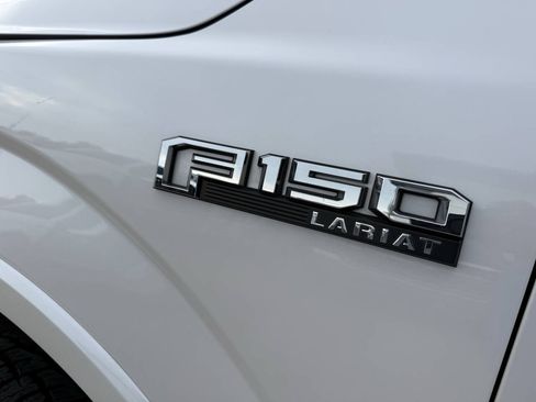 Used 2019 Ford F150 Lariat w/ Equipment Group 502A Luxury AWD/4WD image 38
