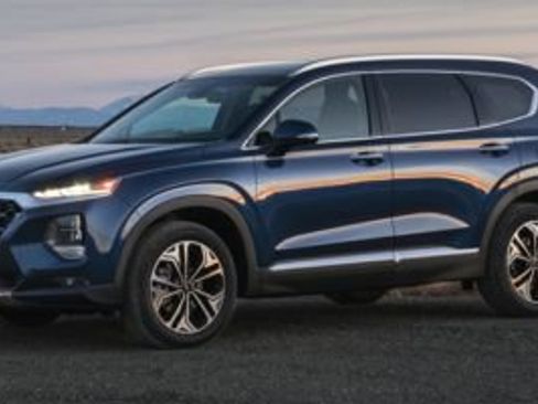 Used 2020 Hyundai Santa Fe SE image 1