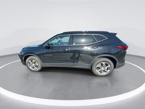 Used 2024 Chevrolet Blazer LT FWD image 5