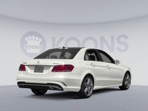 Used 2014 Mercedes-Benz E 350 4MATIC Sedan image 2