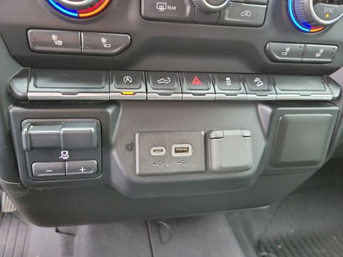 Used 2020 Chevrolet Silverado 1500 LT Trail Boss w/ Convenience Package image 22