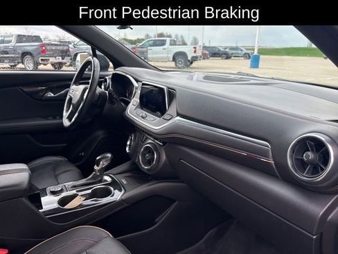 Certified 2019 Chevrolet Blazer Premier w/ Sun and Wheels Package AWD/4WD image 17