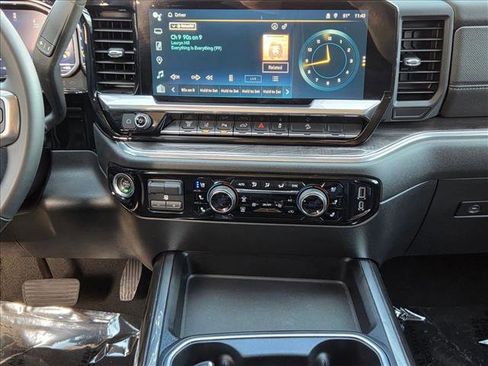 Used 2024 Chevrolet Silverado 2500 LTZ w/ LTZ Plus Package image 16