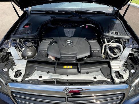 Used 2019 Mercedes-Benz E 450 4MATIC Sedan w/ Premium Package image 30
