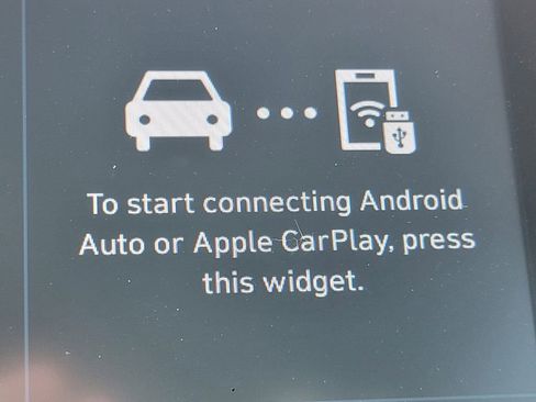 Used 2021 Hyundai Venue SEL FWD image 4