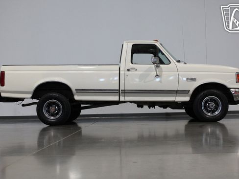 Used 1990 Ford F150 4x4 Regular Cab image 23