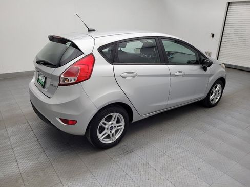 Used 2018 Ford Fiesta SE FWD image 10