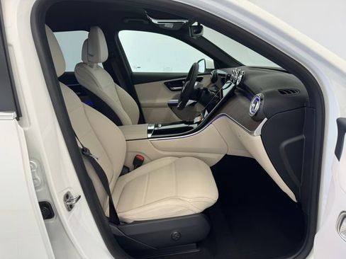 New 2026 Mercedes-Benz GLC 300 image 16