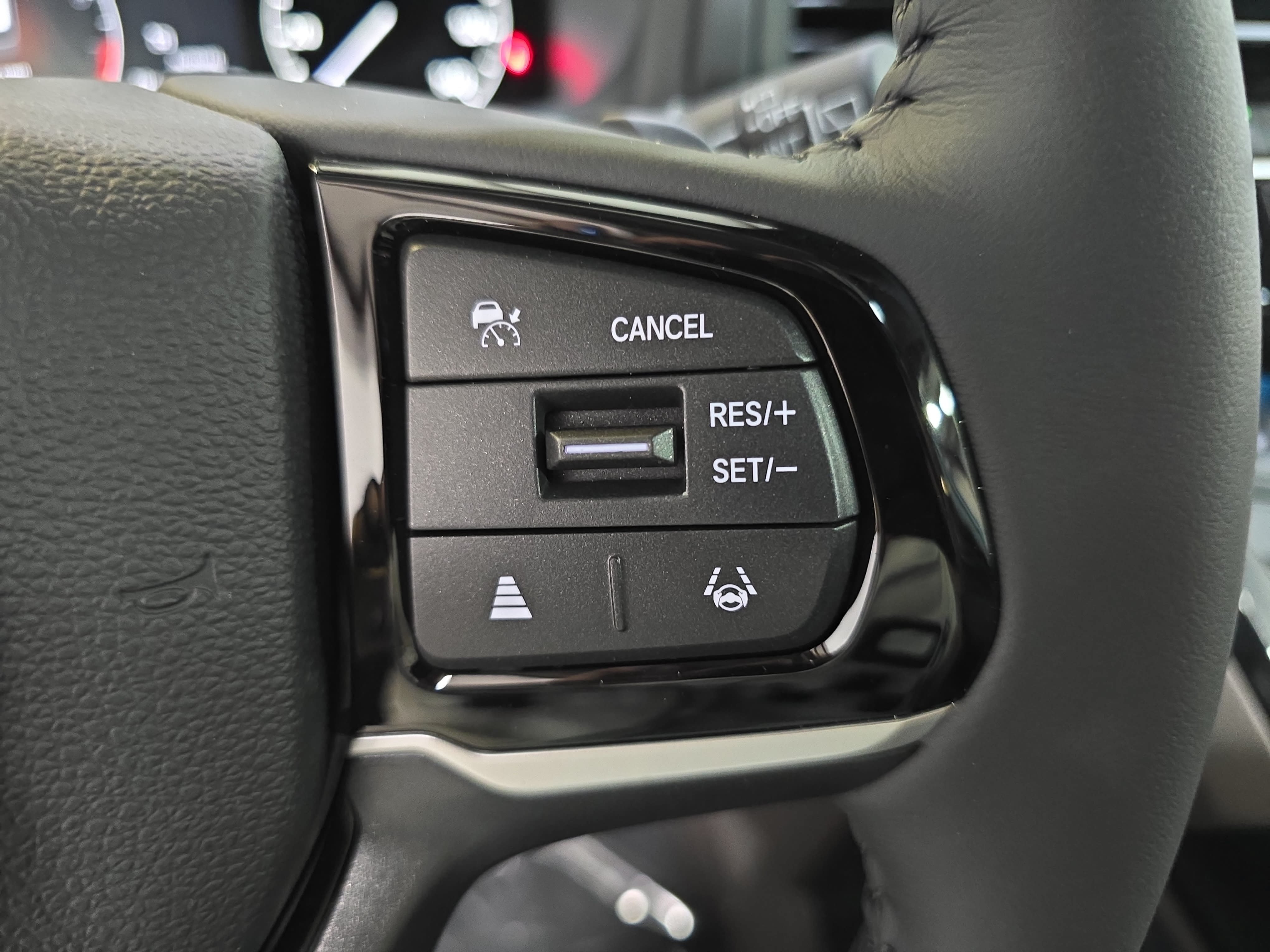 New 2026 Honda Odyssey Touring image 15