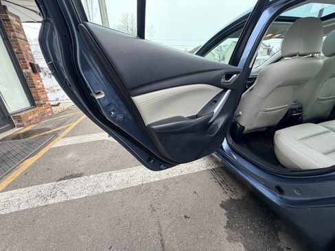 Used 2015 MAZDA MAZDA6 Touring image 32