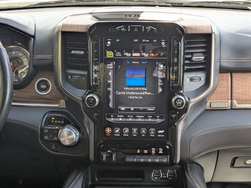 Used 2020 RAM 1500 Limited image 18