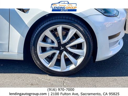 Used 2019 Tesla Model 3 Standard Range RWD image 9