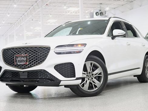 Used 2022 Genesis GV70 3.5T Sport w/ Sport Advanced Package AWD/4WD image 6